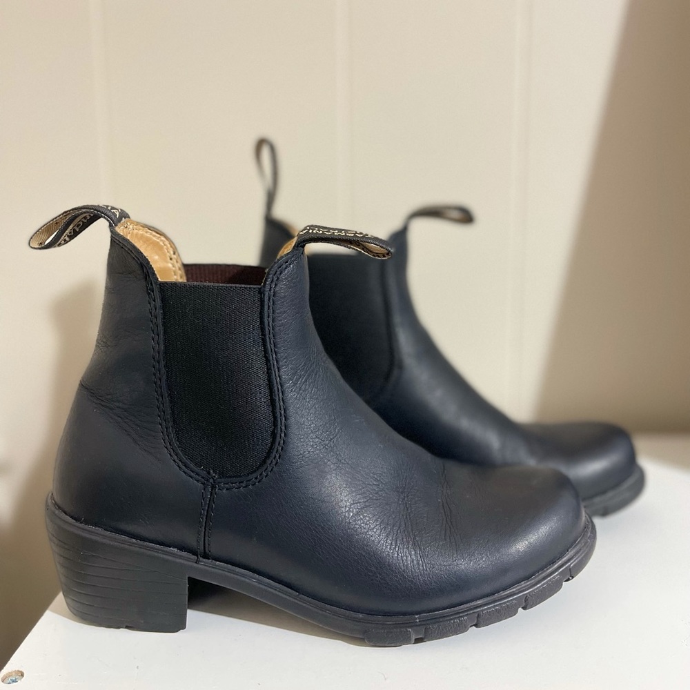 Blundstone US 6 / AUS 3